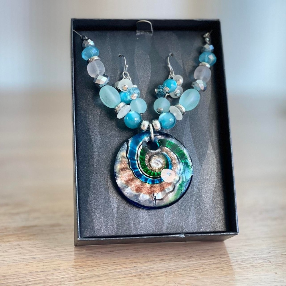 Beaded Necklace and Earrings Set Blue Green Silver Art‎ Glass Pendant Jewelry